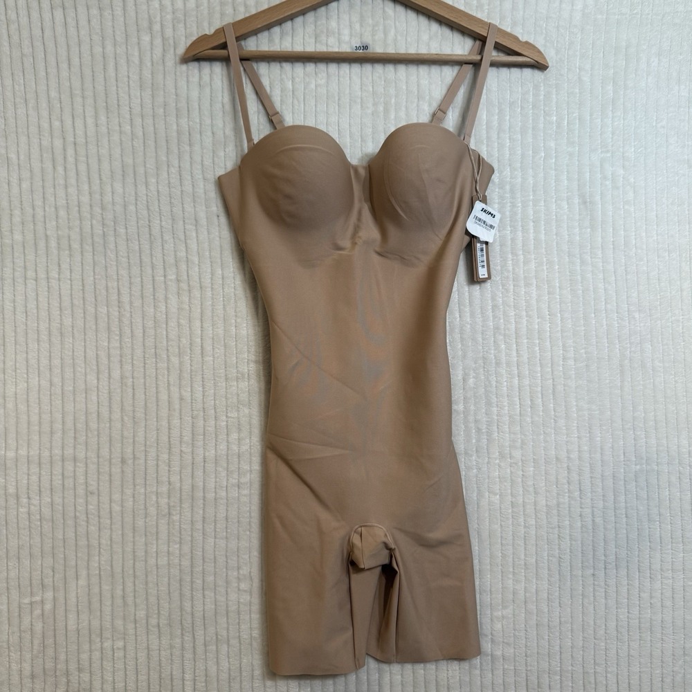 Skims Body Core Sculpt Underwire Molded Mid Thigh Bodysuit Clay Sz S NWT $138